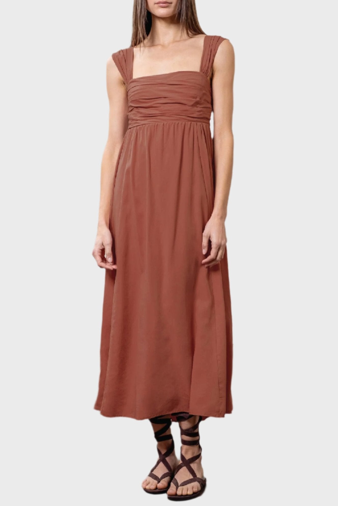 Moon River Pintucked Tie Midi Dress Moon River Pintucked Tie Midi Dress