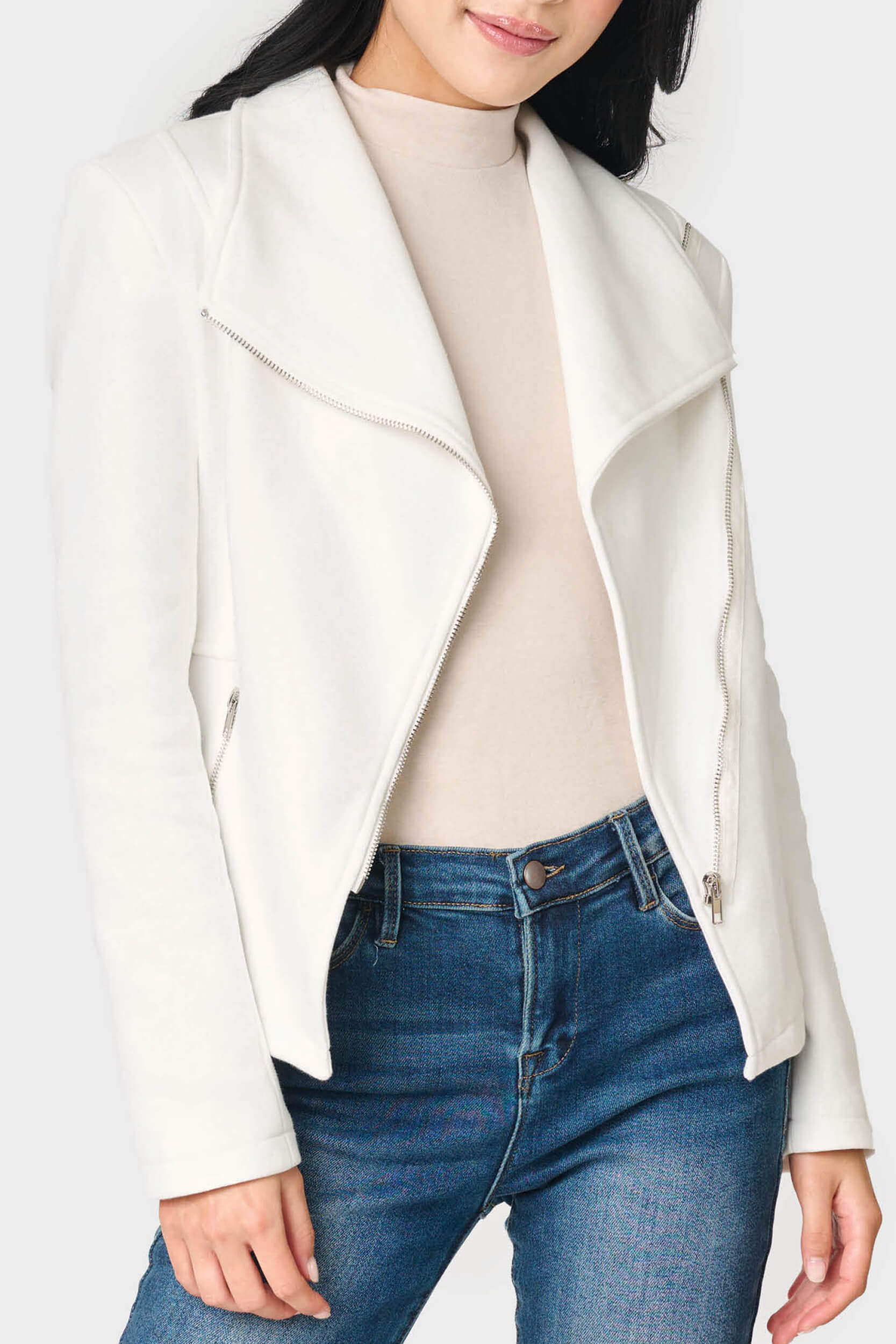 Best Jean Jackets for Women - Denim Jackets to Wear This Fall
