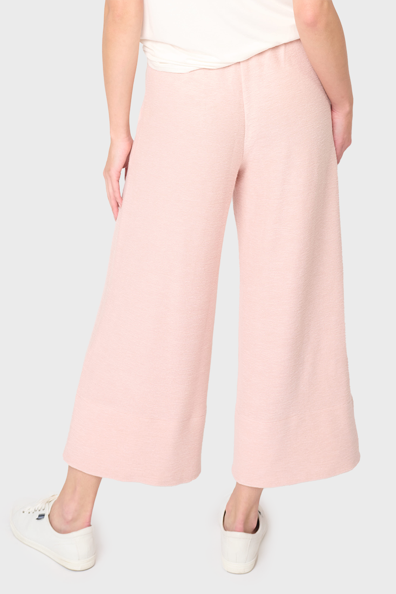 Low Key Luxe Rib Cropped Pant